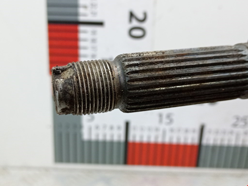 Полуось (привод, приводной вал) передняя правая SUBARU Forester II 2002-2008