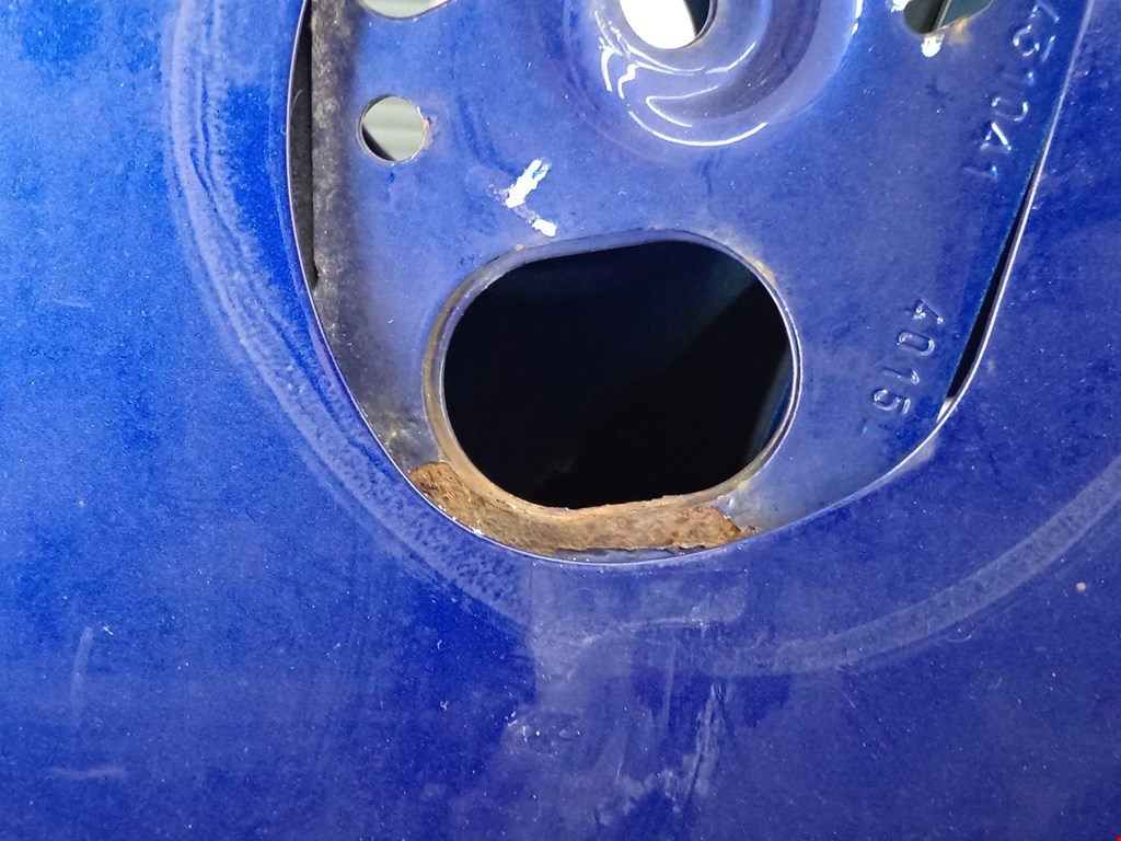 Дверь передняя левая FORD Fiesta 2008-2012