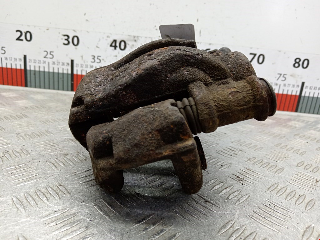 Суппорт передний левый MERCEDES-BENZ Sprinter 906 2006-2018