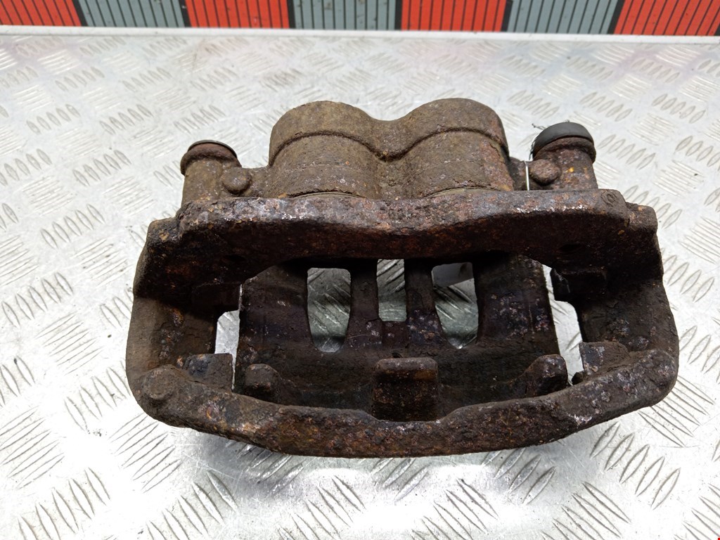 Суппорт передний левый MERCEDES-BENZ Sprinter 906 2006-2018