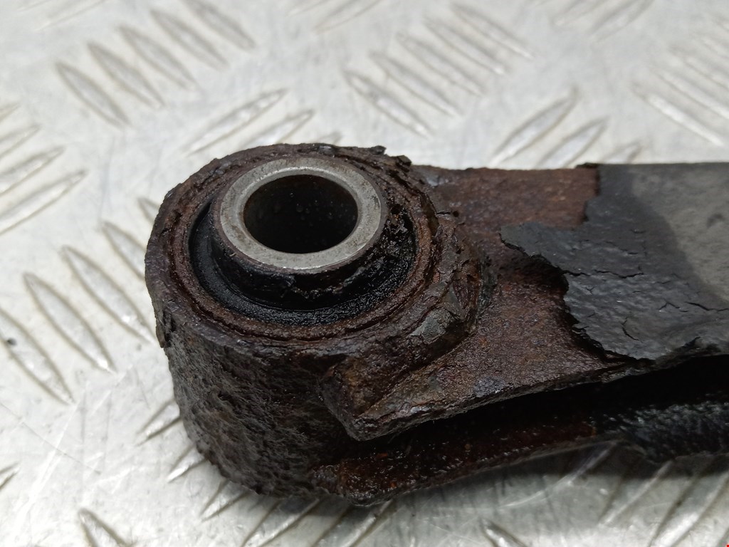 Рычаг задний правый KIA Sportage II 2004-2010