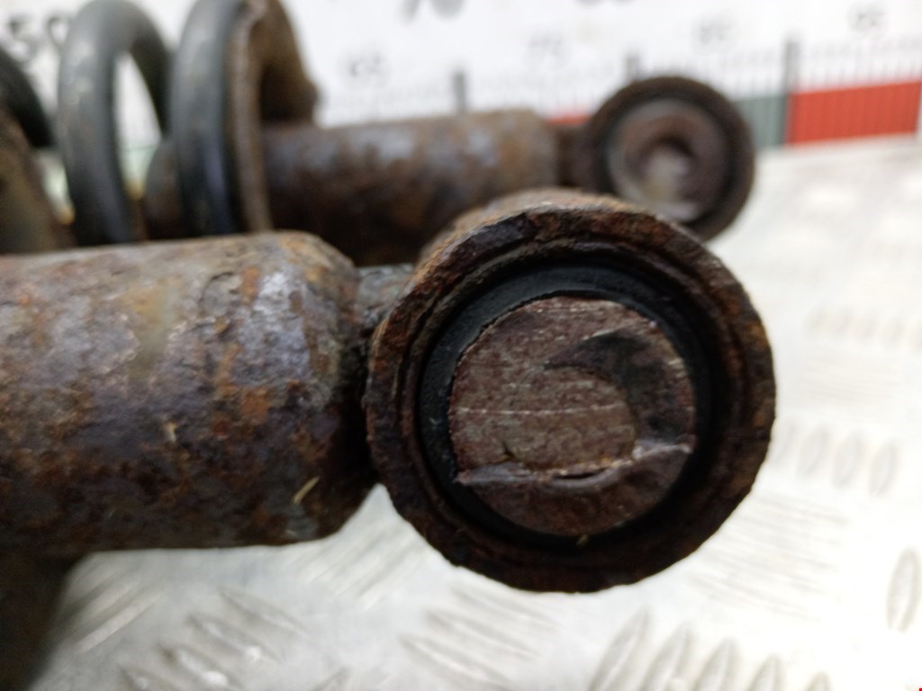 Амортизатор задний левый HONDA CR-V II 2002-2007