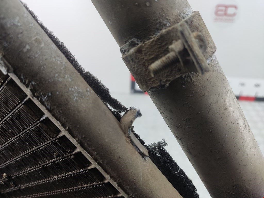 Радиатор кондиционера NISSAN X-Trail T30 2000-2007