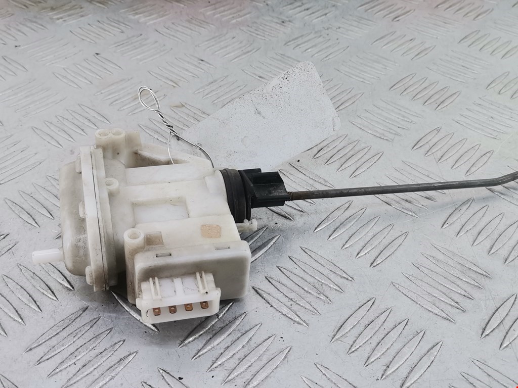 Активатор замка двери VOLKSWAGEN Passat B3 1988-1993