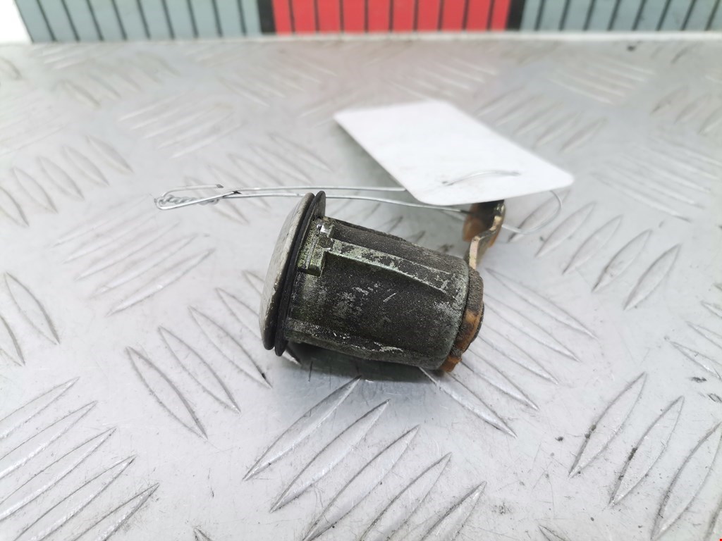 Вставка замка багажника PEUGEOT Partner 1996-2009