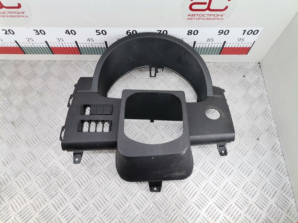 Накладка декоративная на торпедо Mercedes Sprinter 2 (W906) (2006-2016)