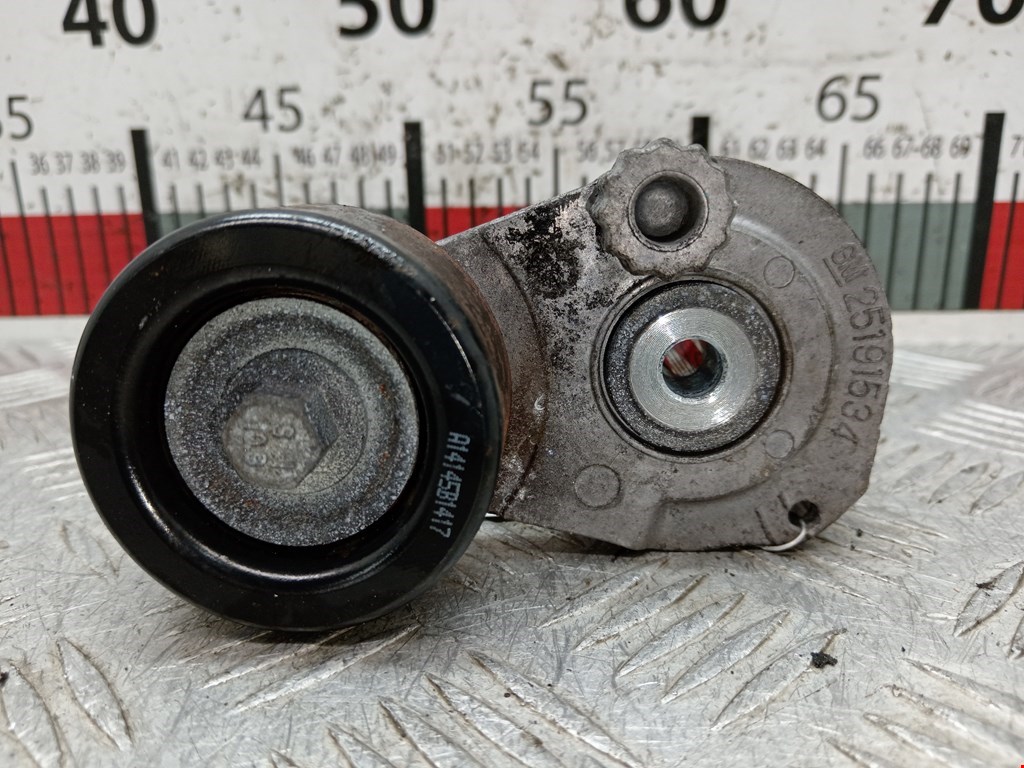 Натяжитель ремня генератора (приводного поликлинового ремня Opel Mokka 1 (2012-2020)
