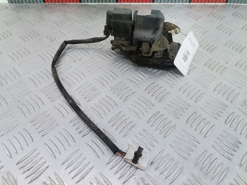 Замок двери задней левой MAZDA Xedos 6 1992-1999