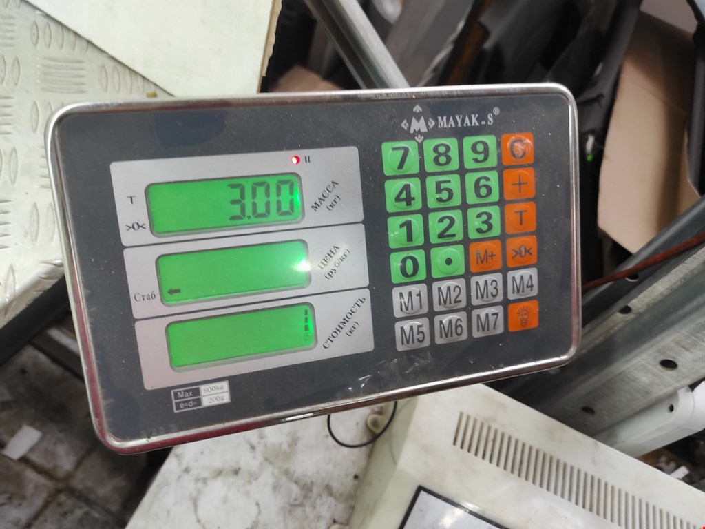 Стекло двери заднее левое AUDI A3 8P 2003-2013