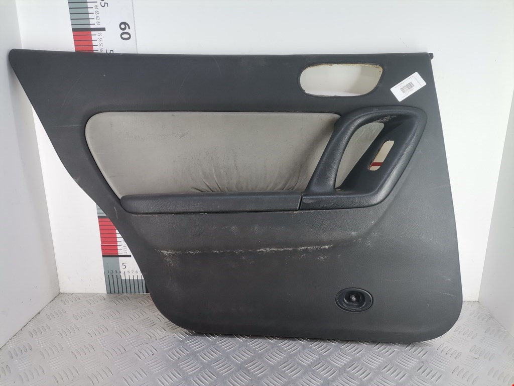 Обшивка двери задняя левая MAZDA Xedos 6 1992-1999