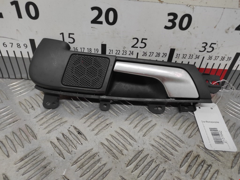 Ручка дверная задняя внутренняя левая AUDI A3 8P 2003-2013