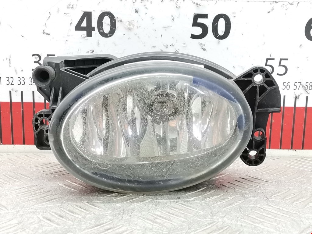 Фара противотуманная правая (ПТФ) MERCEDES-BENZ CLC-Class CL203 2008-2011