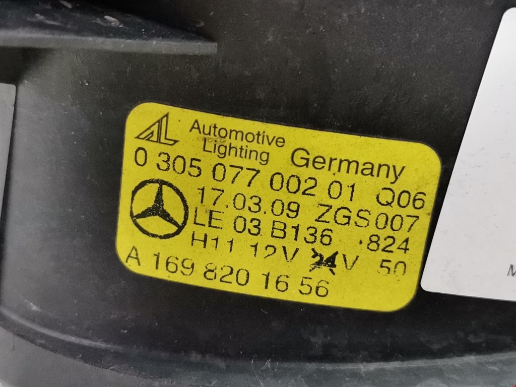 Фара противотуманная правая (ПТФ) MERCEDES-BENZ CLC-Class CL203 2008-2011