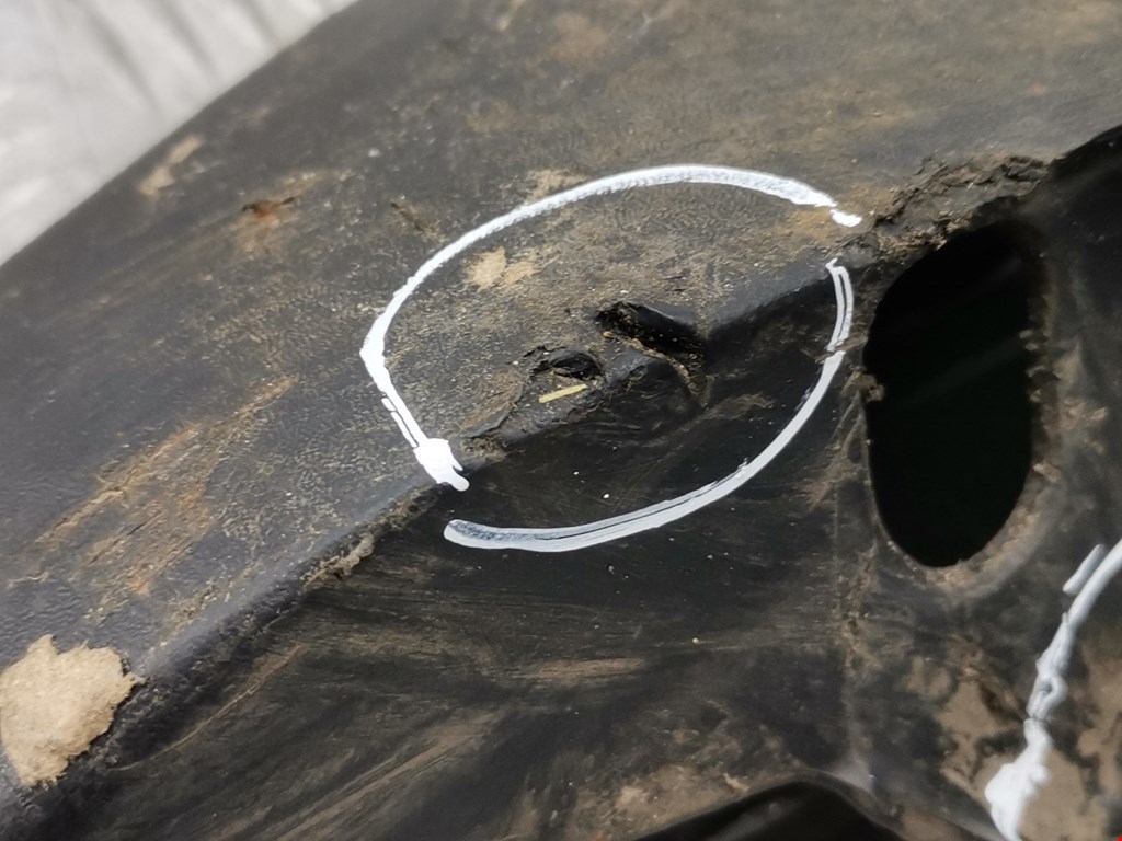 Датчик уровня в бачок омывателя NISSAN Pathfinder R51M 2004-2014