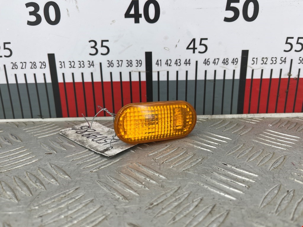 Повторитель на крыло VOLKSWAGEN Transporter T5 2003-2015