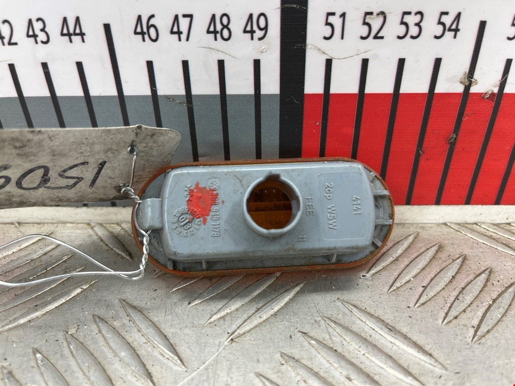 Повторитель на крыло VOLKSWAGEN Transporter T5 2003-2015