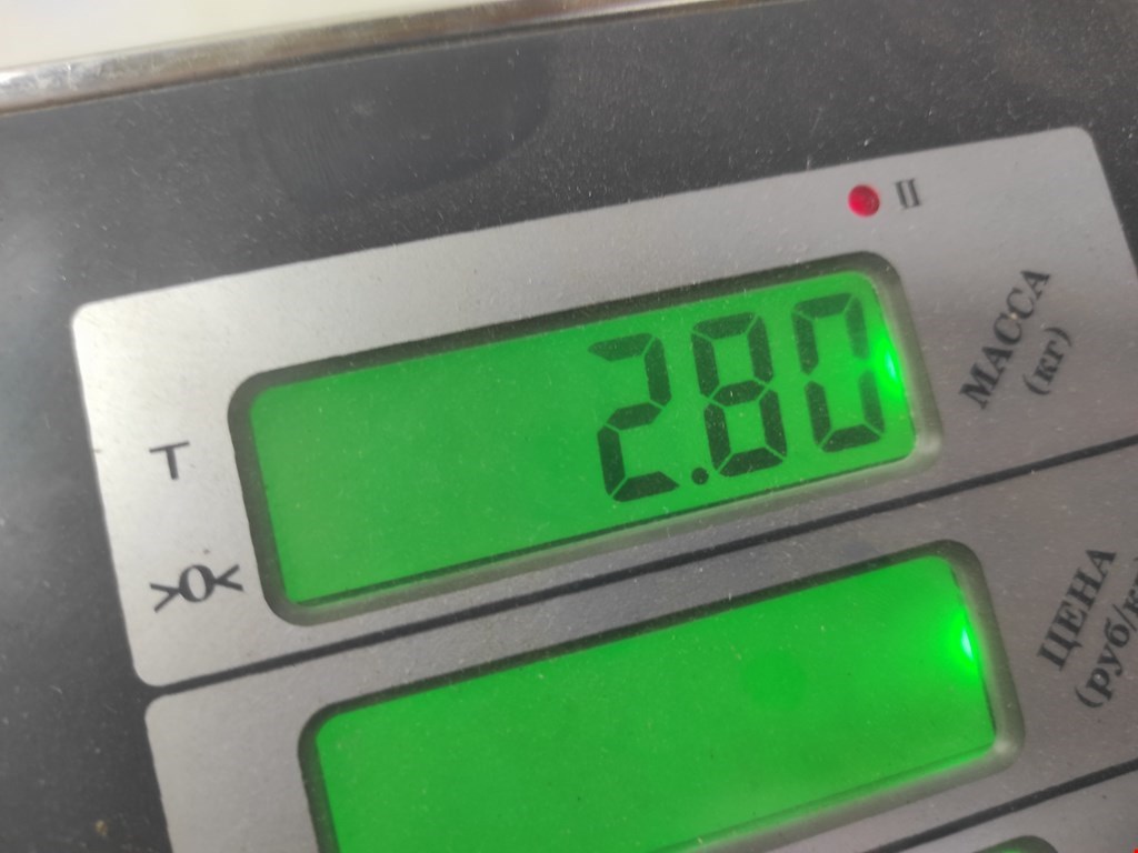 Обшивка двери передняя правая OPEL Corsa D 2006-2014