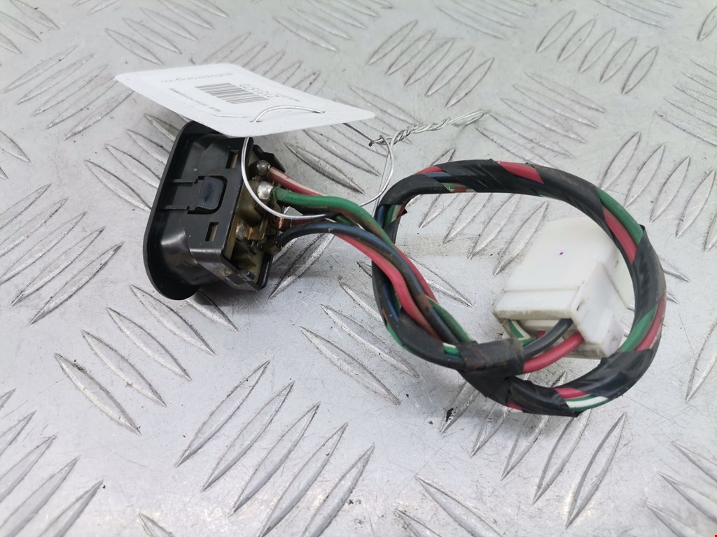 Кнопка стеклоподъемника MAZDA 626 GC 1982-1987