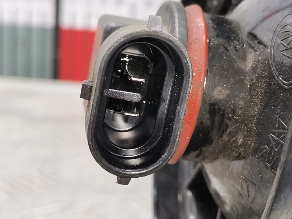 Фара противотуманная левая (ПТФ) VOLVO V70 III 2007-2016