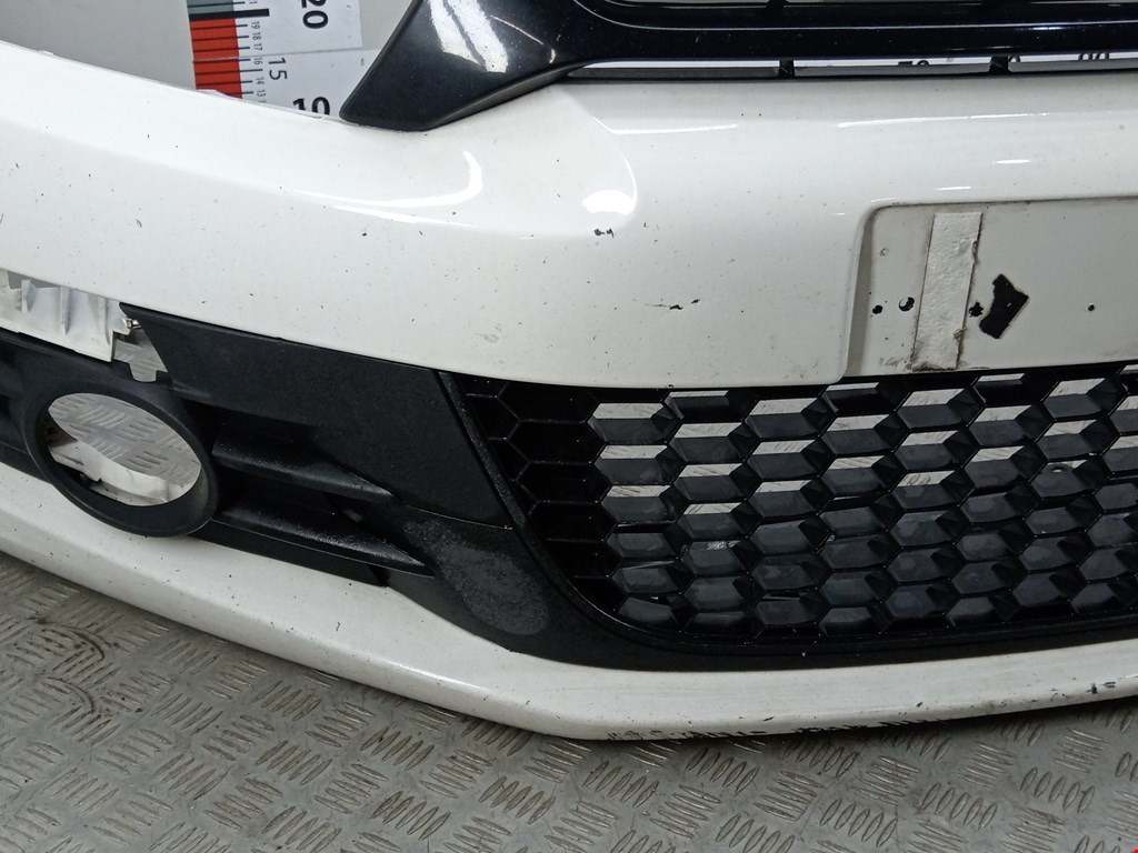 Бампер передний VOLKSWAGEN Scirocco III 2008-2017