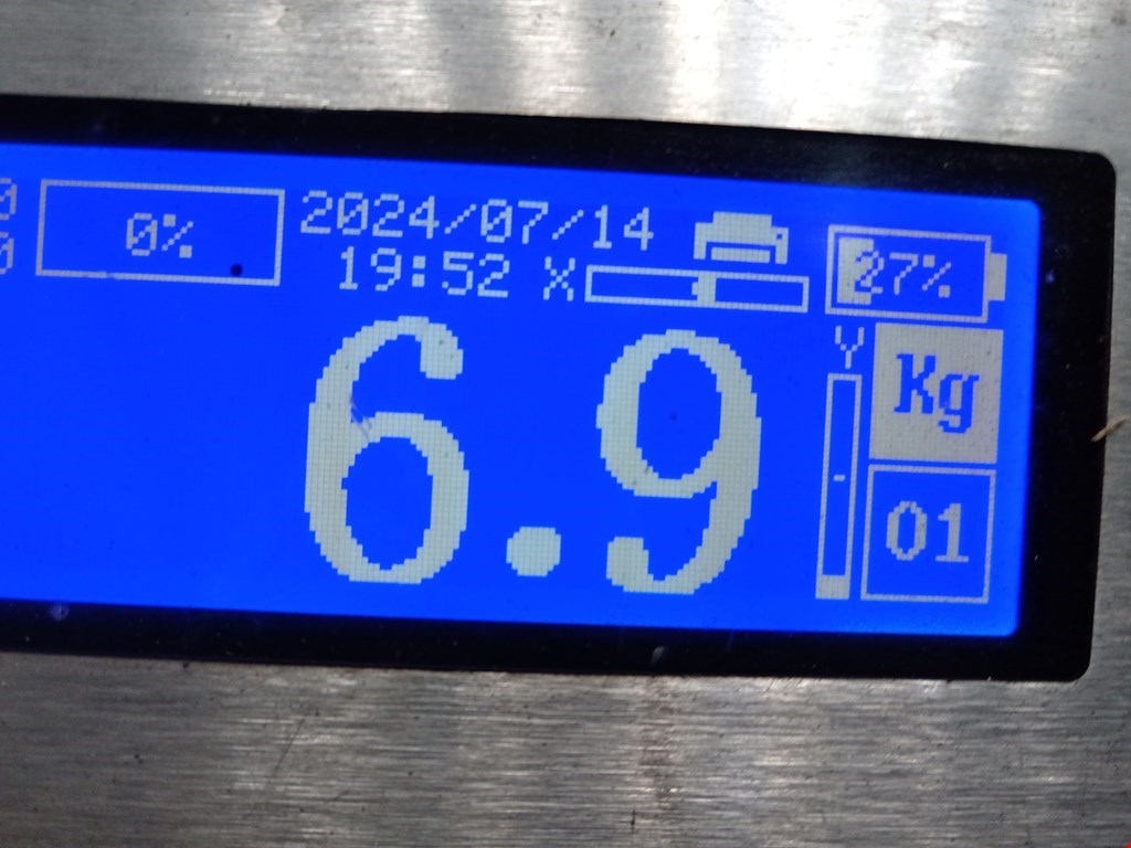 Усилитель переднего бампера (передний) VOLKSWAGEN Scirocco III 2008-2017