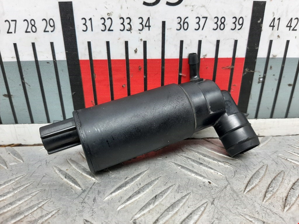 Насос (моторчик) омывателя Land Rover Freelander 1 (1997-2006)