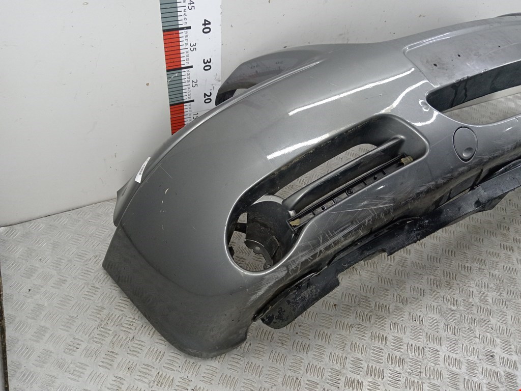 Бампер передний CHRYSLER Voyager IV RG 2001-2007