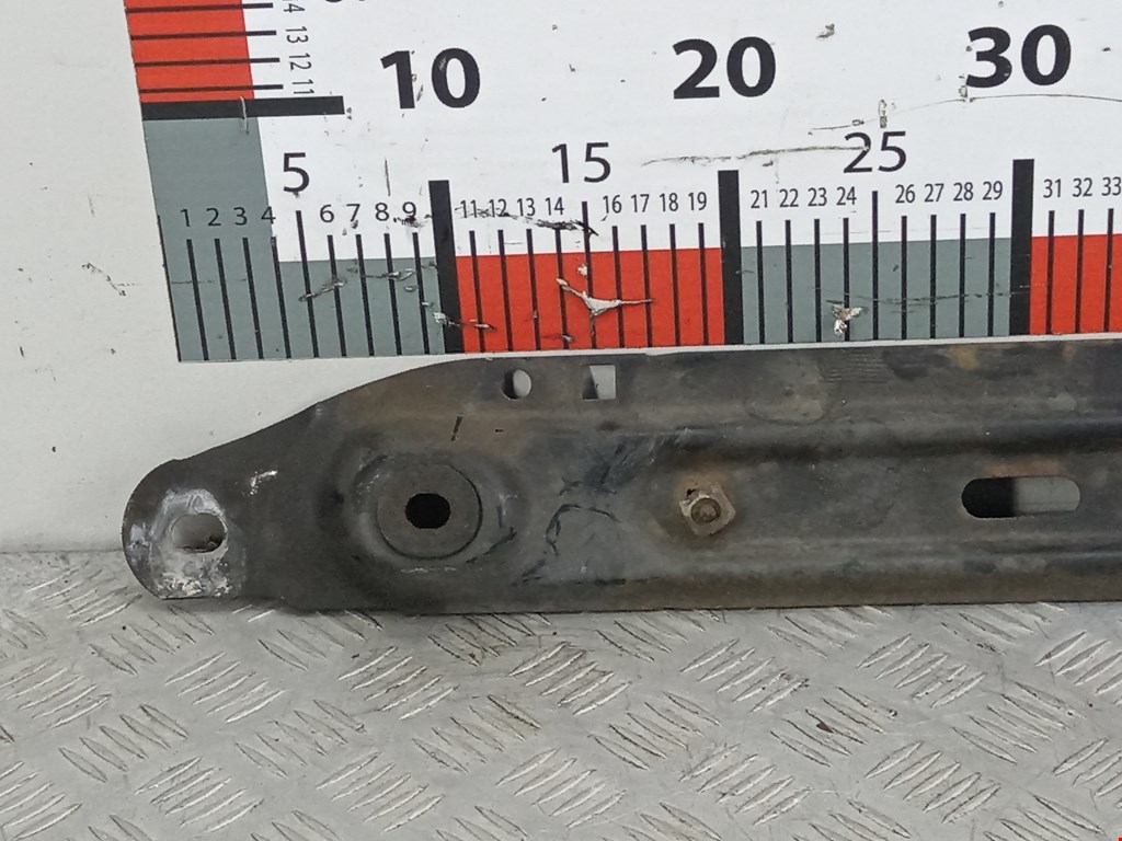 Балка подрадиаторная PEUGEOT 308 2007-2015