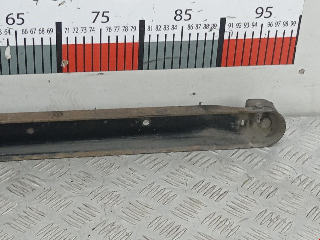 Балка подрадиаторная CHRYSLER Voyager IV RG 2001-2007