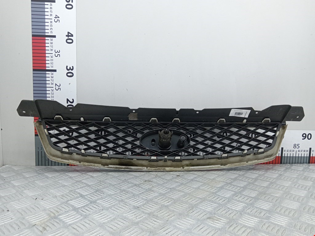 Решетка радиатора FORD Focus II 2005-2011