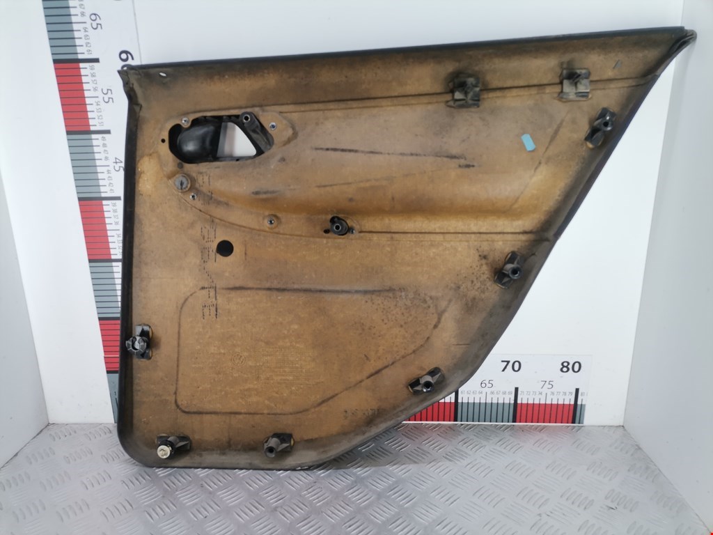 Обшивка двери задняя левая VOLKSWAGEN Polo III 1994-2001