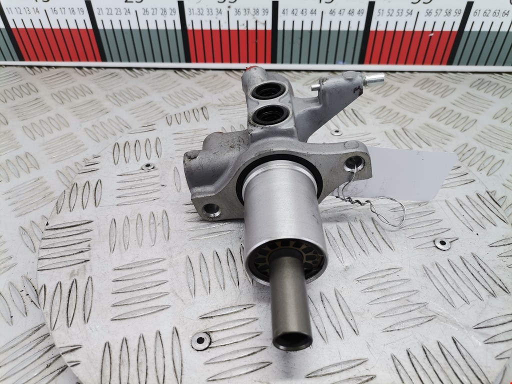 Цилиндр тормозной главный MERCEDES-BENZ E-Class W212, S212, C207 2009-2016