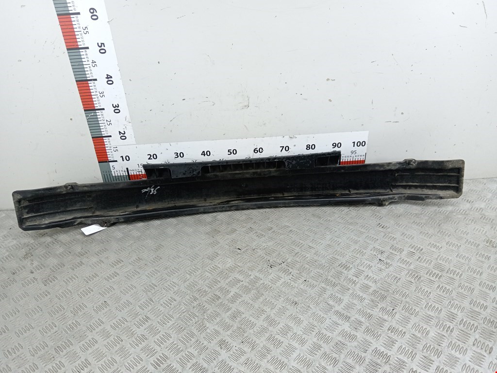 Усилитель переднего бампера (передний) KIA Carnival I 1999-2005