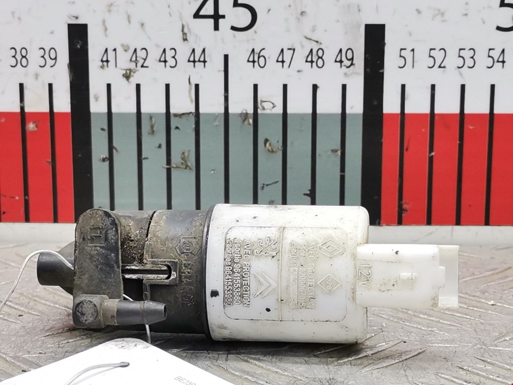 Насос (моторчик) омывателя Honda Civic 9 (2011-2016)