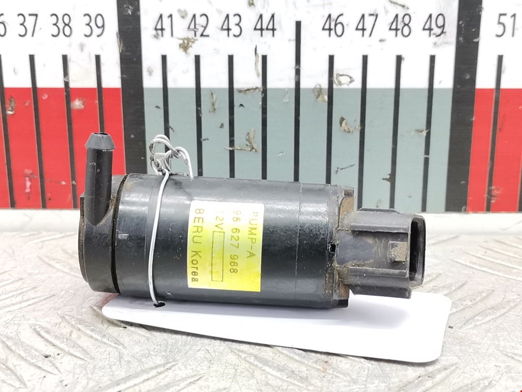 Насос (моторчик) омывателя Honda Civic 9 (2011-2016)