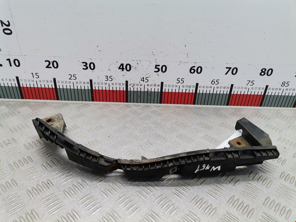 Кронштейн фары правый SUBARU Impreza 2007-2011