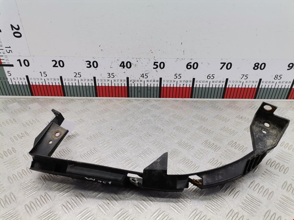 Кронштейн фары правый SUBARU Impreza 2007-2011