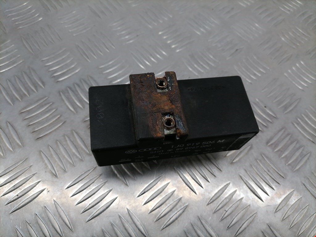 Блок управления вентилятором SEAT Ibiza 2002-2008