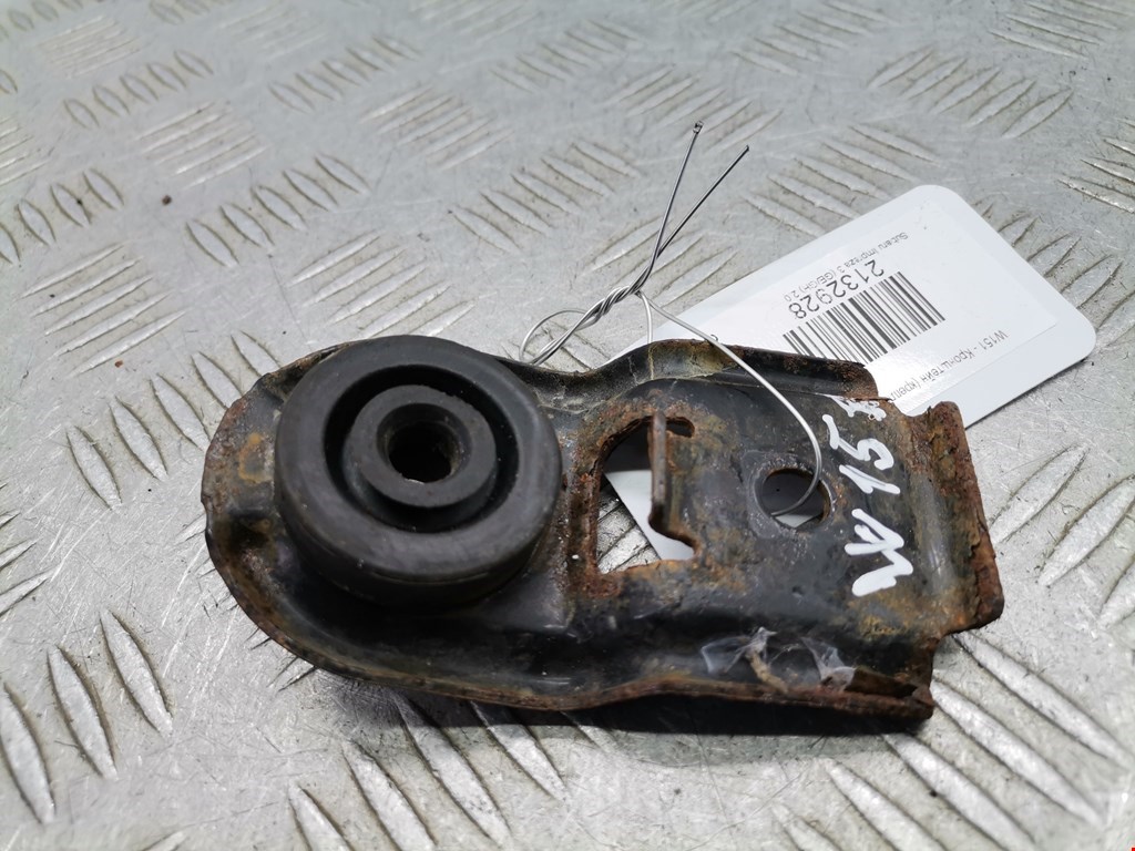 Кронштейн (крепление) радиатора SUBARU Impreza 2007-2011