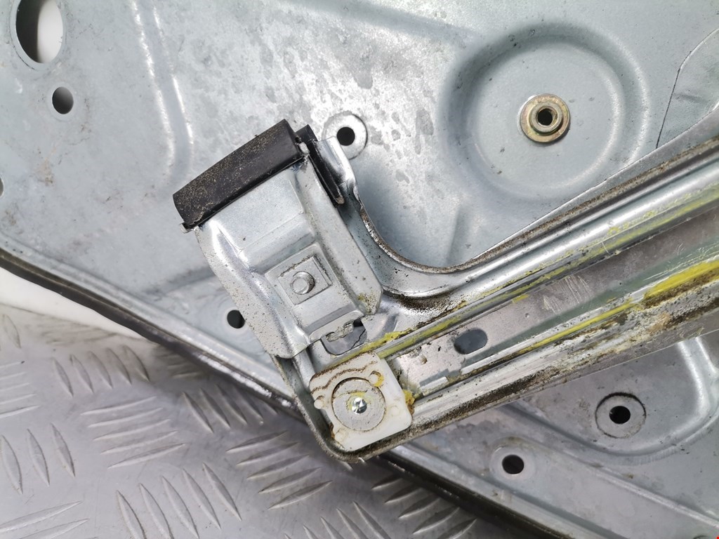 Стеклоподъемник задний правый FORD Focus II 2005-2011