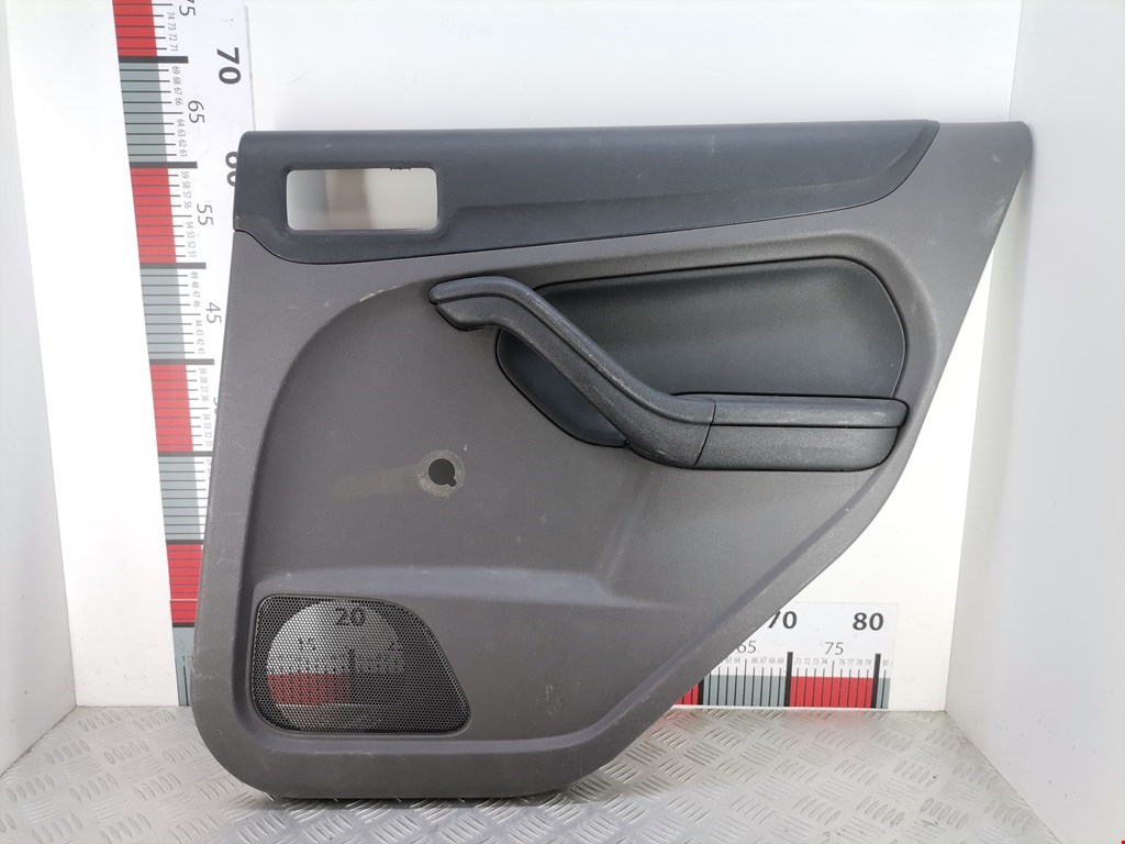 Обшивка двери задняя правая FORD Focus II 2005-2011