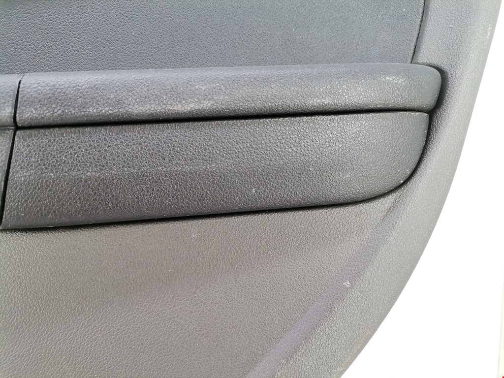 Обшивка двери задняя правая FORD Focus II 2005-2011