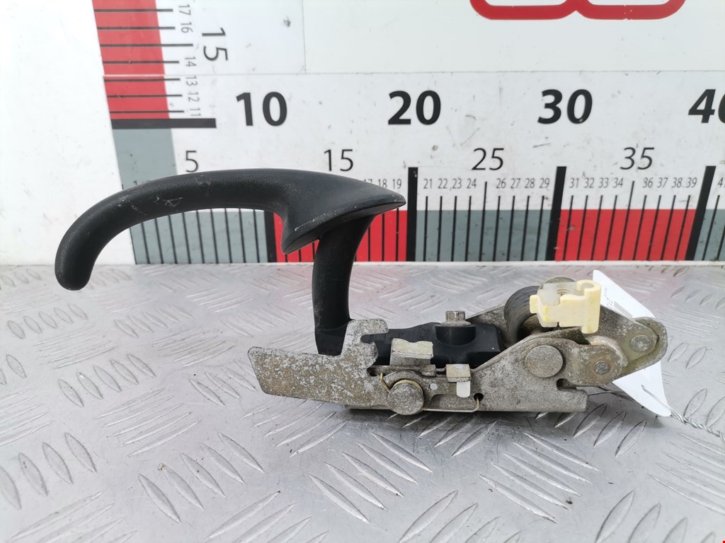 Ручка дверная передняя внутренняя левая FORD F-150 2004-2008