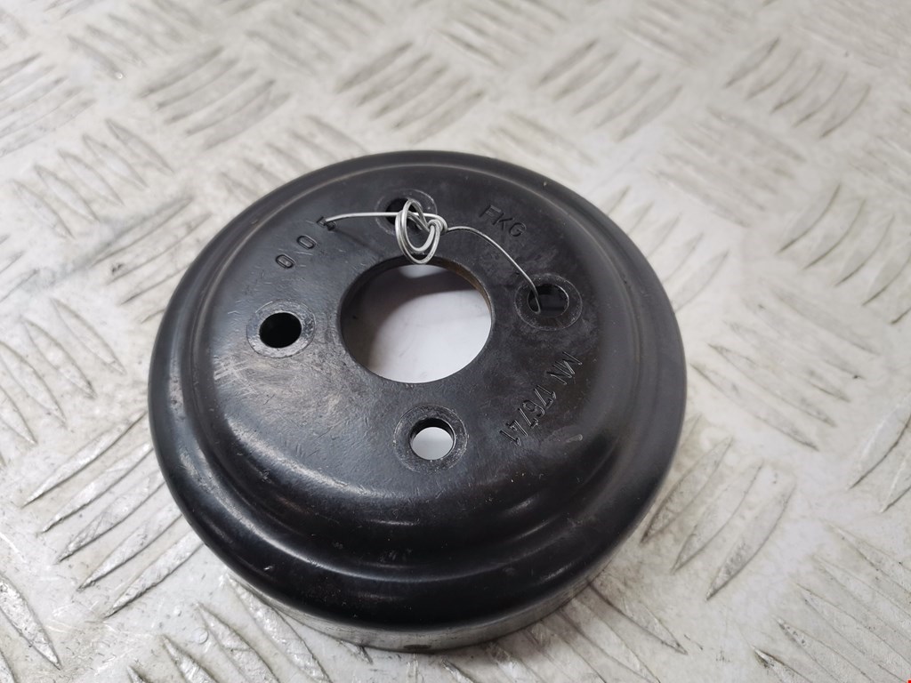 Шкив водяного насоса (помпы) SMART Forfour W454 2004-2006