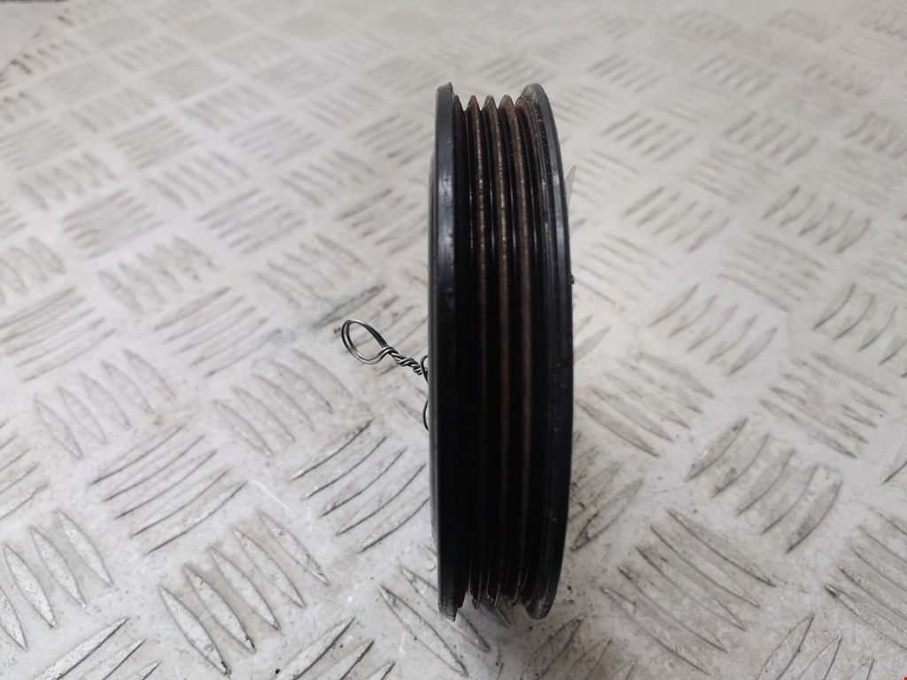 Шкив водяного насоса (помпы) TOYOTA Yaris 1999-2005