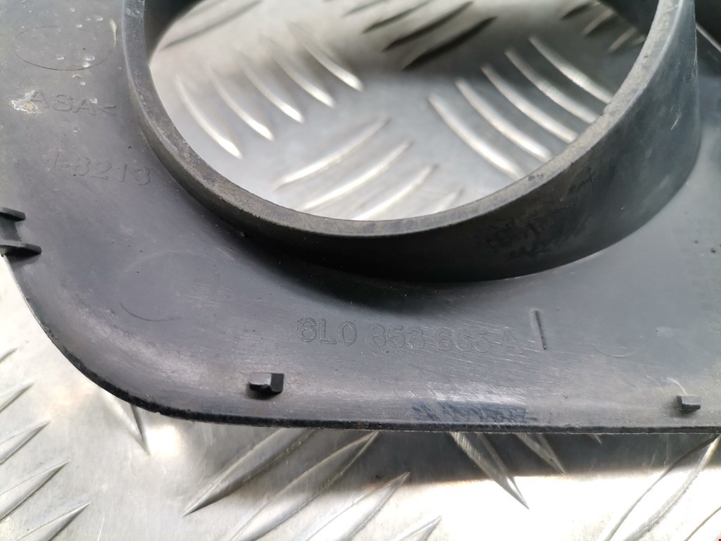 Решетка в бампер SEAT Ibiza 2002-2008