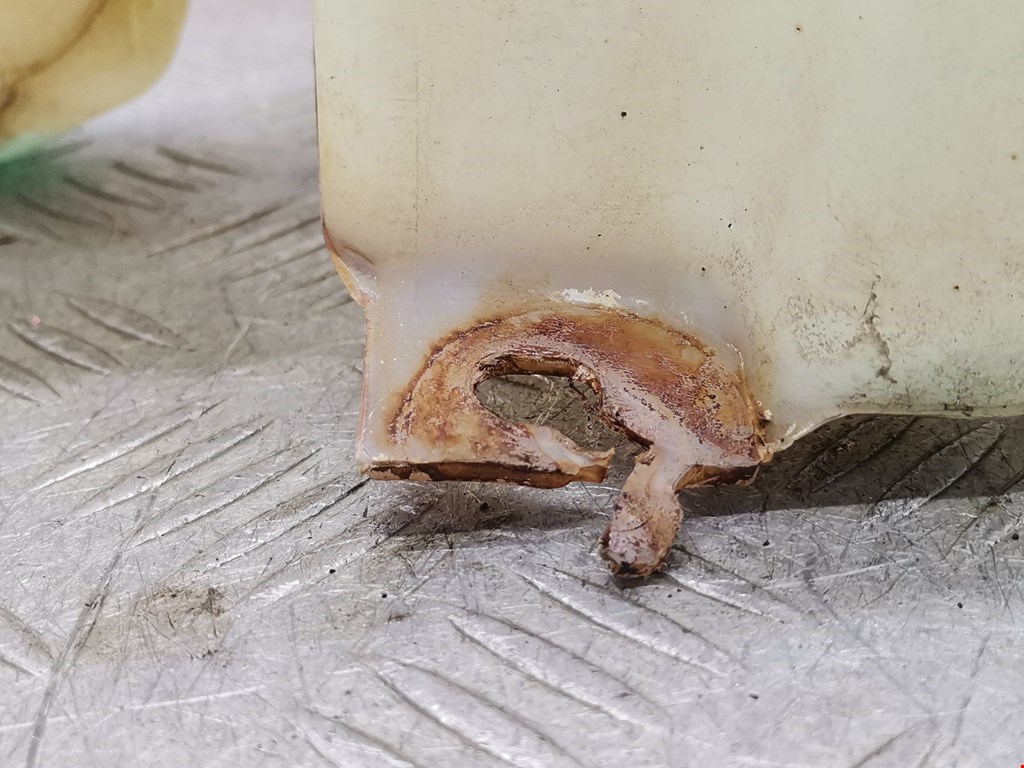 Бачок омывателя FORD Galaxy 1995-2005