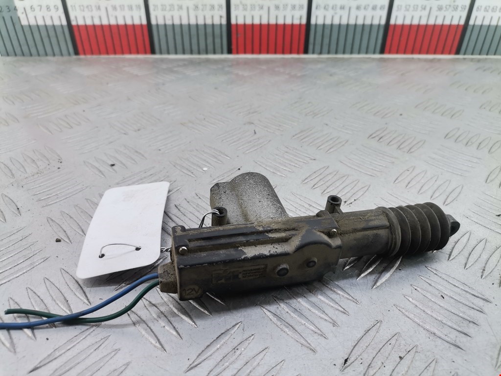 Активатор замка двери VOLKSWAGEN Passat B3 1988-1993