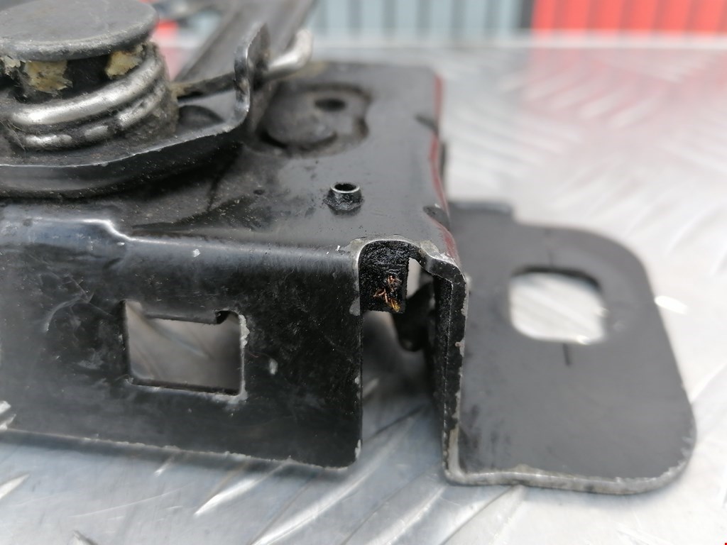 Замок капота OPEL Astra J 2009-2017