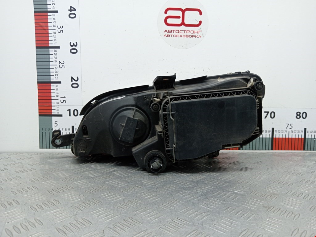 Фара правая FIAT Idea 2003-2016